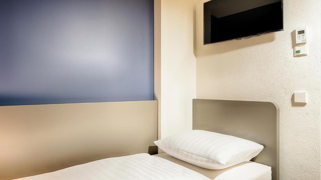 B&B Hotel Muenchen-Garching Garching bei München Extérieur photo